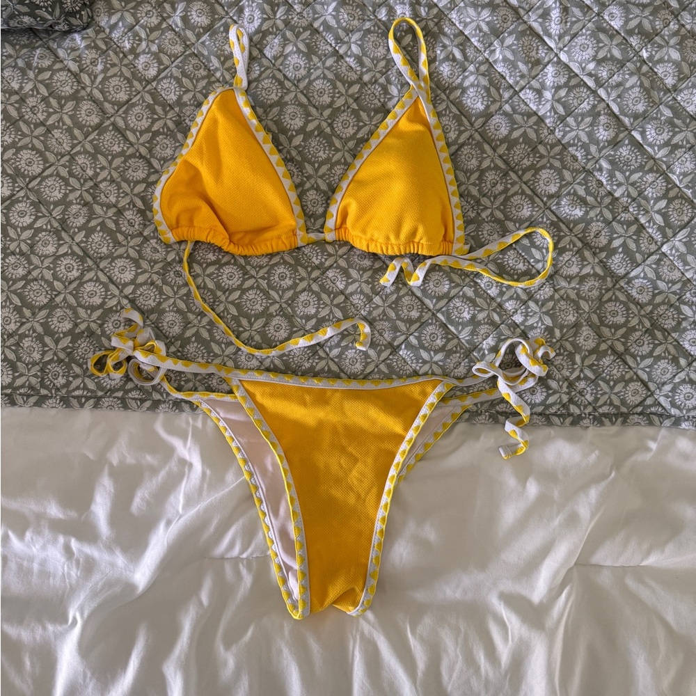 Zaful Yellow Bikini Set
